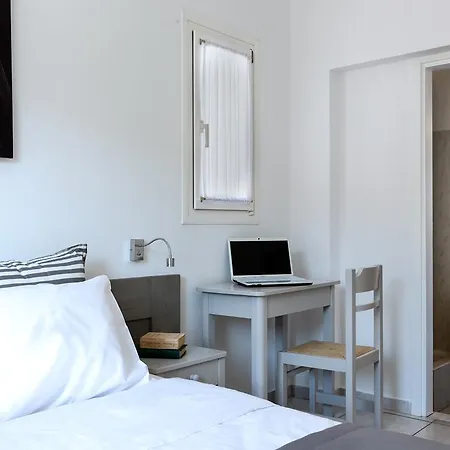 Bay Bees Sea View & Homes