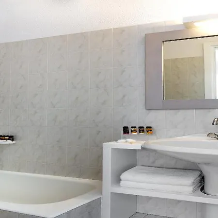 Bay Bees Sea View & Homes 3* Πλατύς Γιαλός