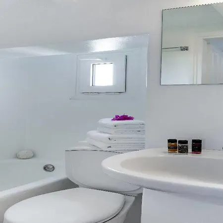 Bay Bees Sea View & Homes 3* Πλατύς Γιαλός