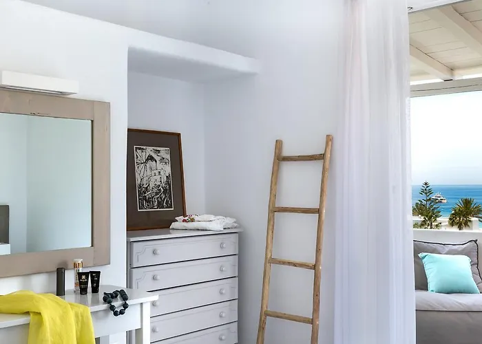 Aparthotel Bay Bees Sea View & Homes 3*