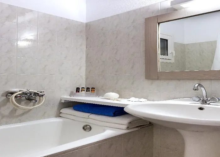 Bay Bees Sea View & Homes 3*