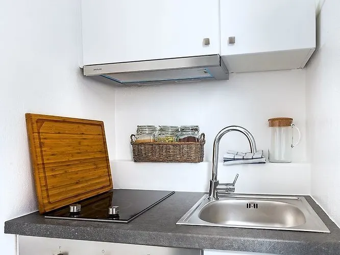 Bay Bees Sea View & Homes 3* Platys Gialos (Mykonos)