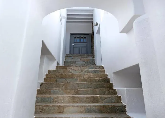 Aparthotel Bay Bees Sea View & Homes 3*